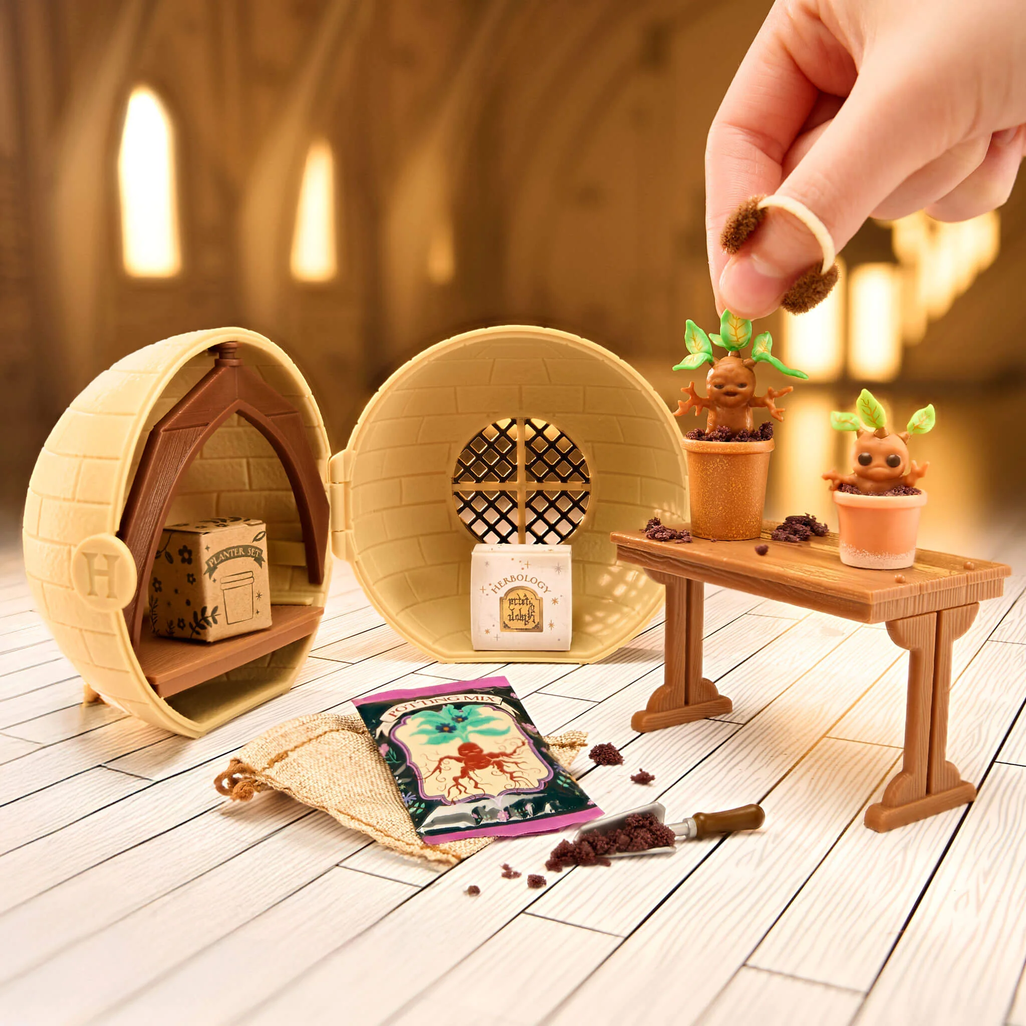 104-mga-s-miniverse-make-it-mini-back-to-hogwarts-harry-potter-mini-collectibles-5.webp MGA's Miniverse Make It Mini Back to Hogwarts™ Harry Potter™ Mini Collectibles
