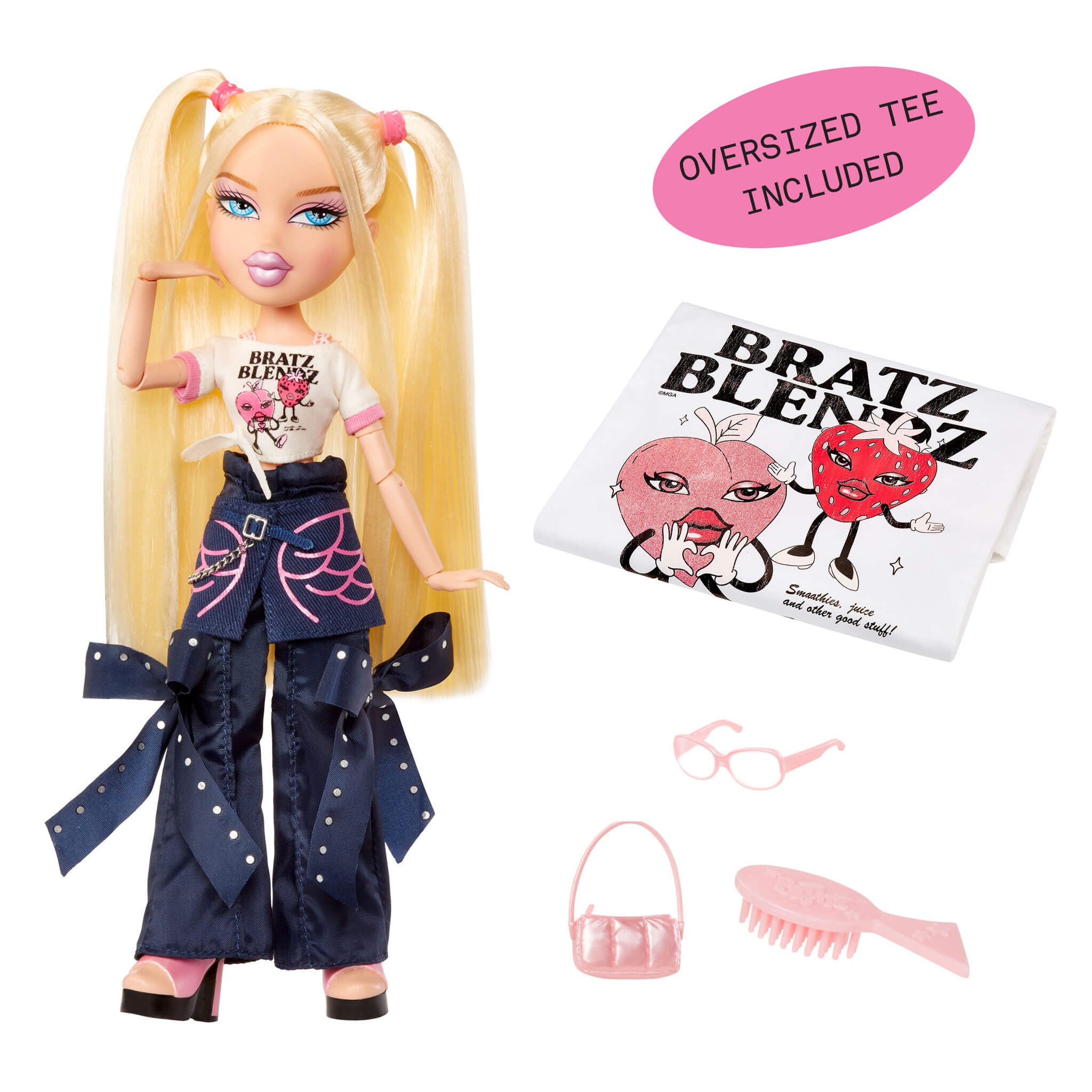 Bratz Stylin' Cloe Fashion Doll with Customizable T-Shirt for You and Accessories