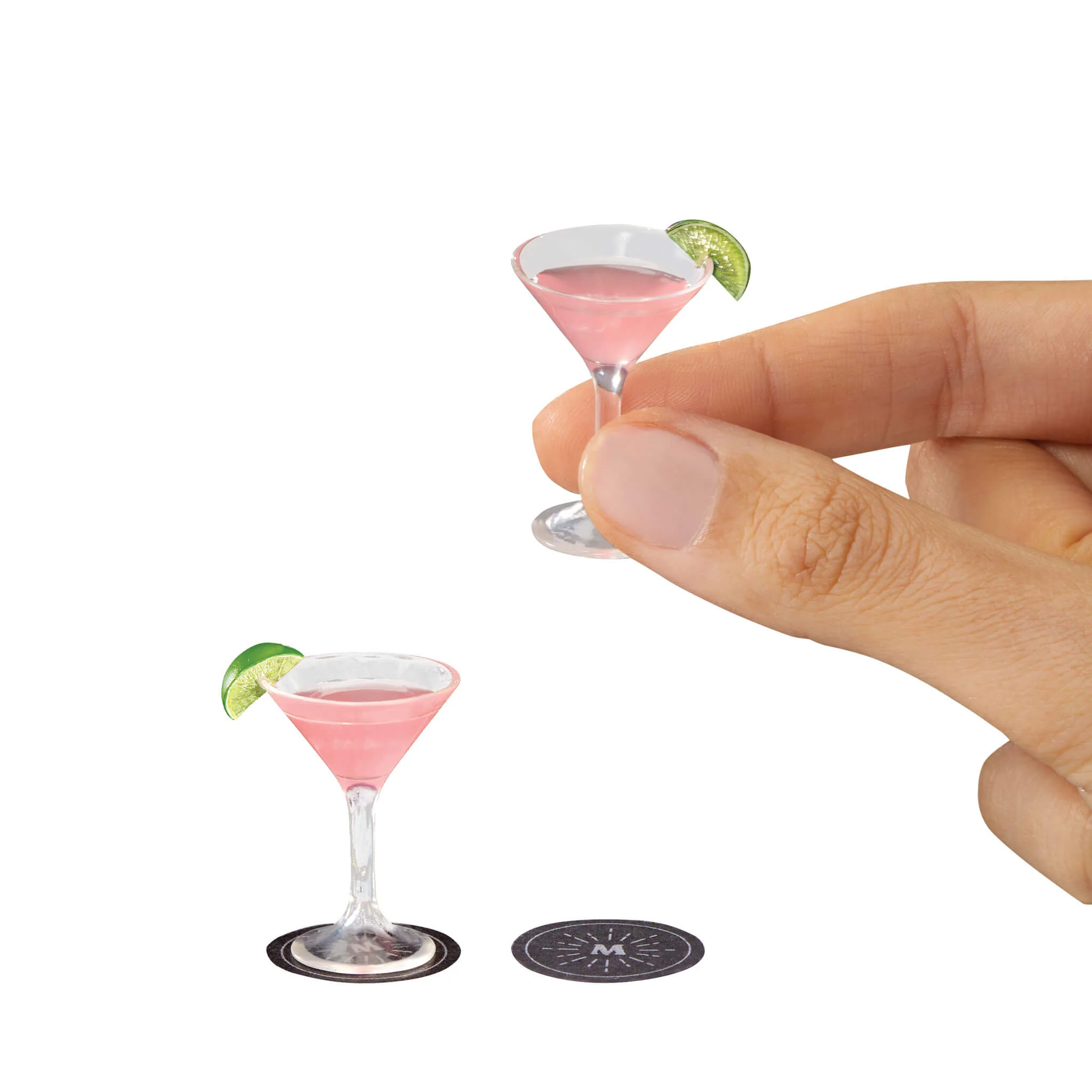 328-mga-s-miniverse-make-it-mini-happy-hour-mini-collectibles-for-adults-21-years-4.webp MGA's Miniverse Make It Mini Happy Hour Mini Collectibles for Adults 21+ Years