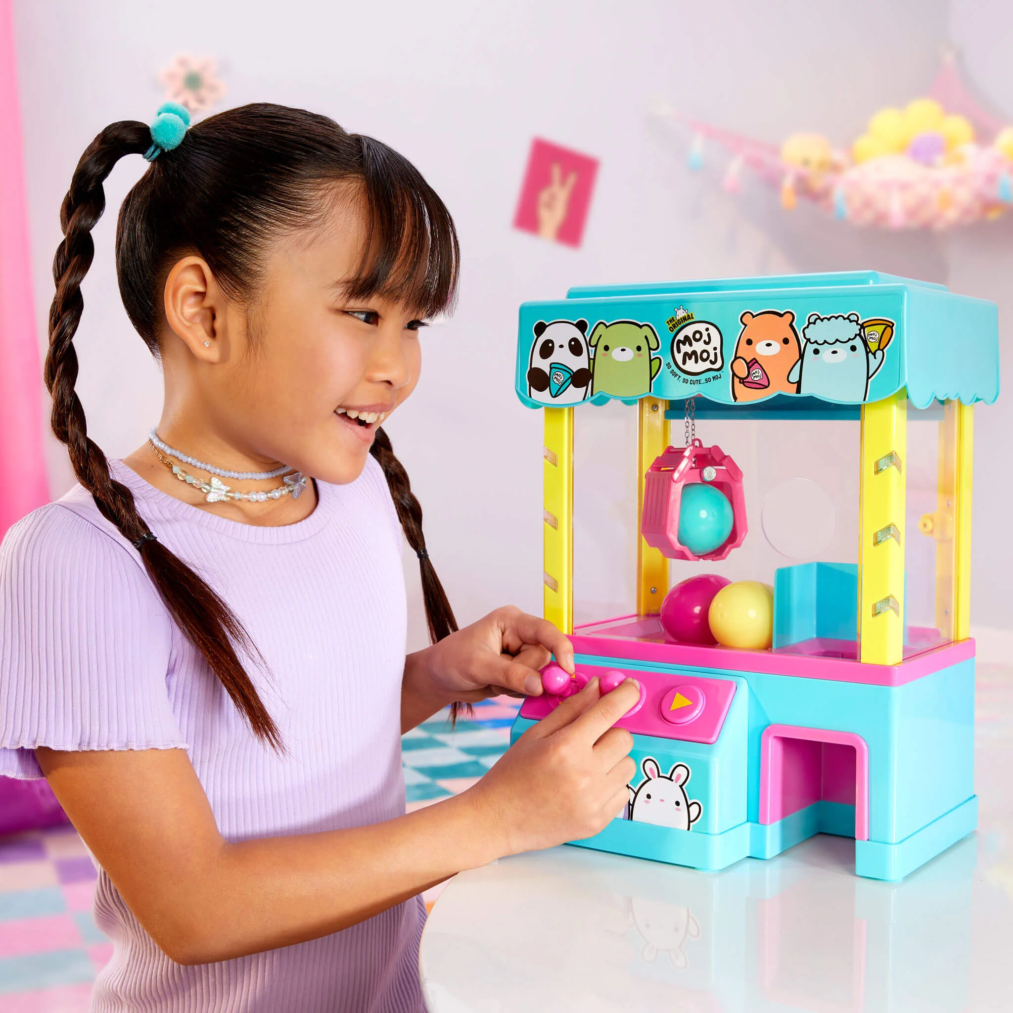 The Original Moj Moj 14" Claw Machine with Exclusive Glittery Squish Character