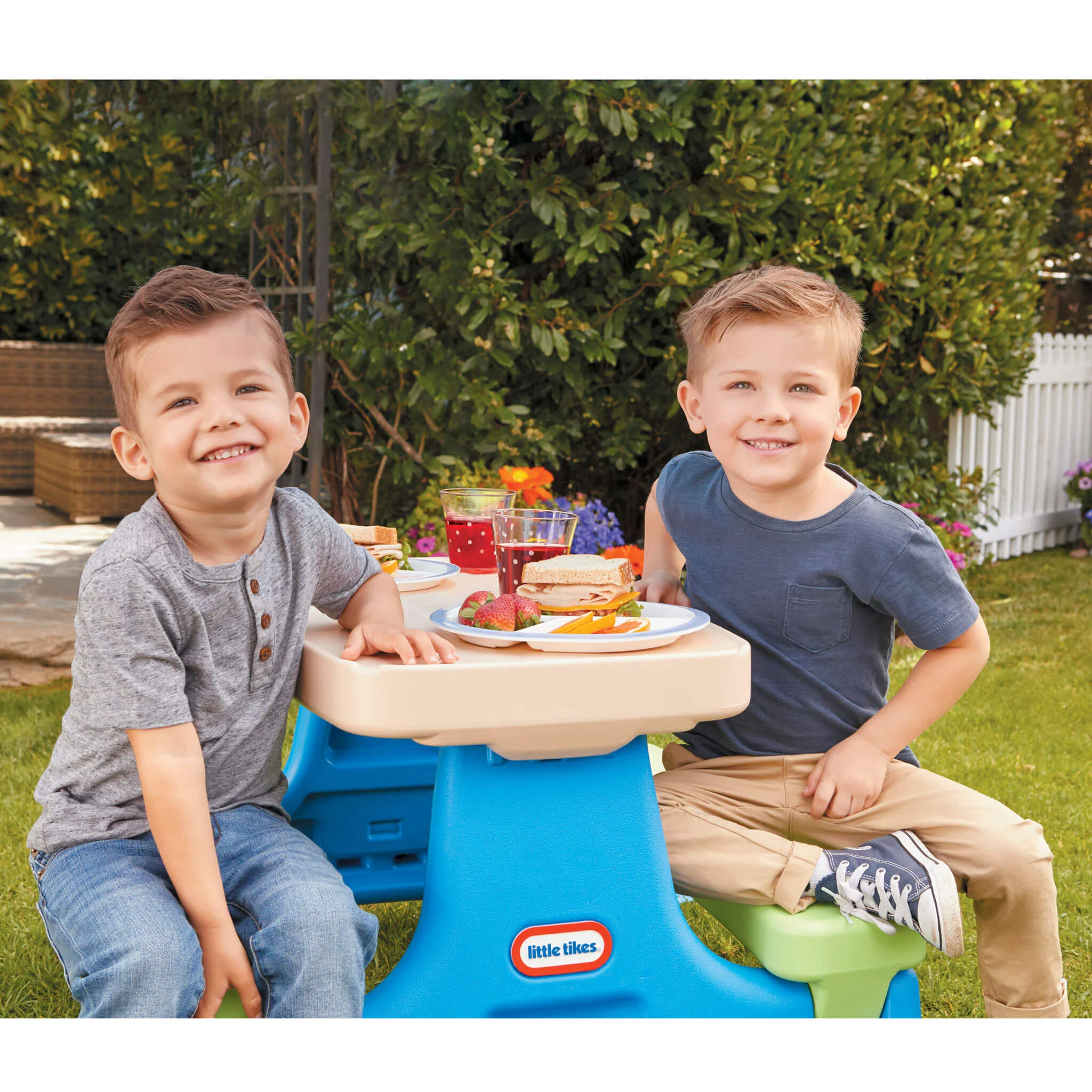 542-little-tikes-easy-store-jr-play-table-with-umbrella-blue-green-4.webp Little Tikes Easy Store Jr. Play Table with Umbrella - Blue\Green