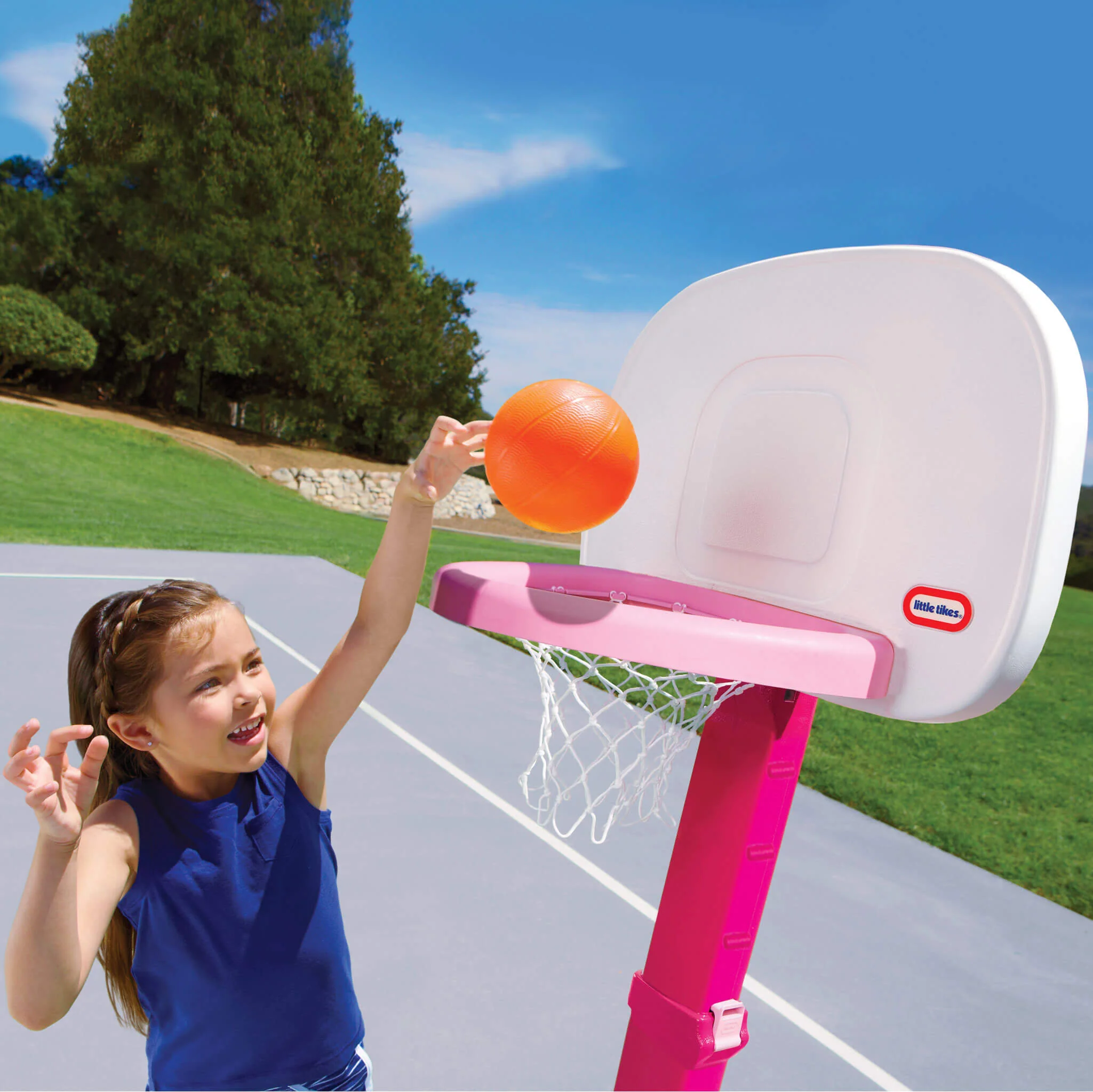 591-little-tikes-totsports-easy-score-pink-basketball-set-with-3-basketballs-5.webp Little Tikes TotSports Easy Score Pink Basketball Set with 3 Basketballs